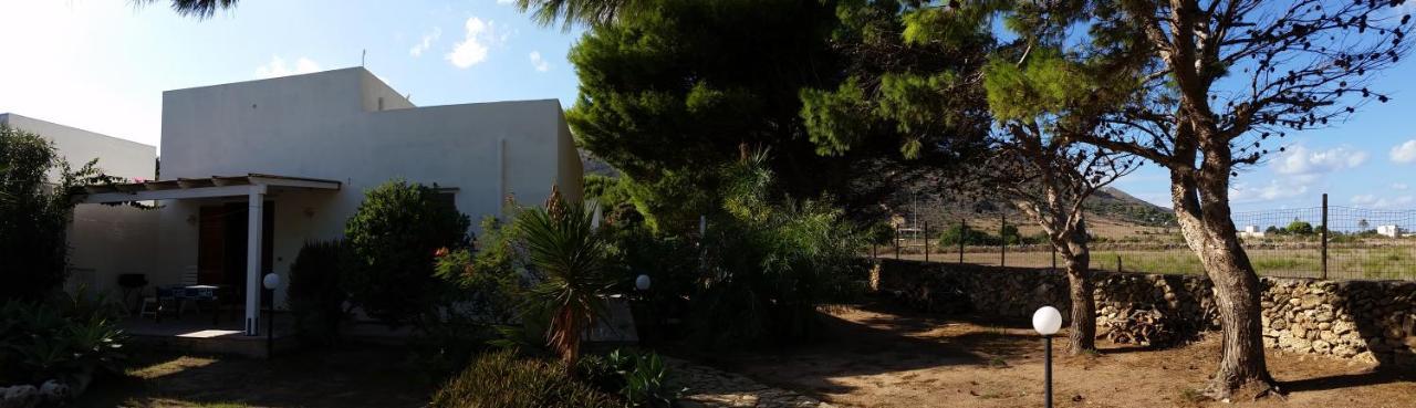 Villa Punta Lunga 法维尼亚纳 外观 照片