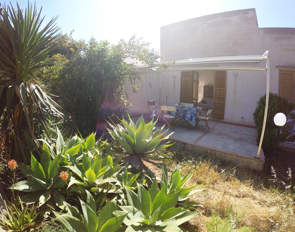 Villa Punta Lunga 法维尼亚纳 外观 照片